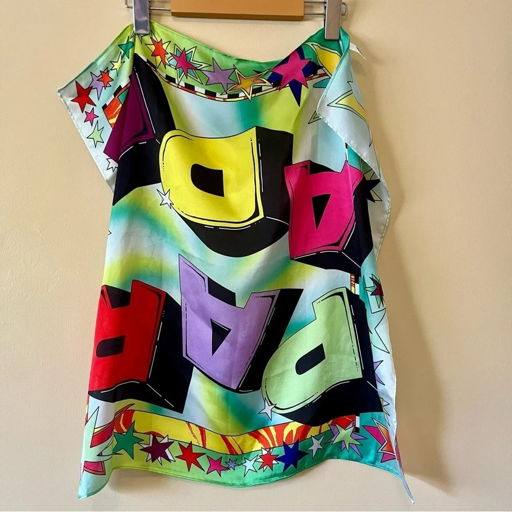 Parade Silky Colourful Stars Picnic  Scarf Head Neck 24 x 24”